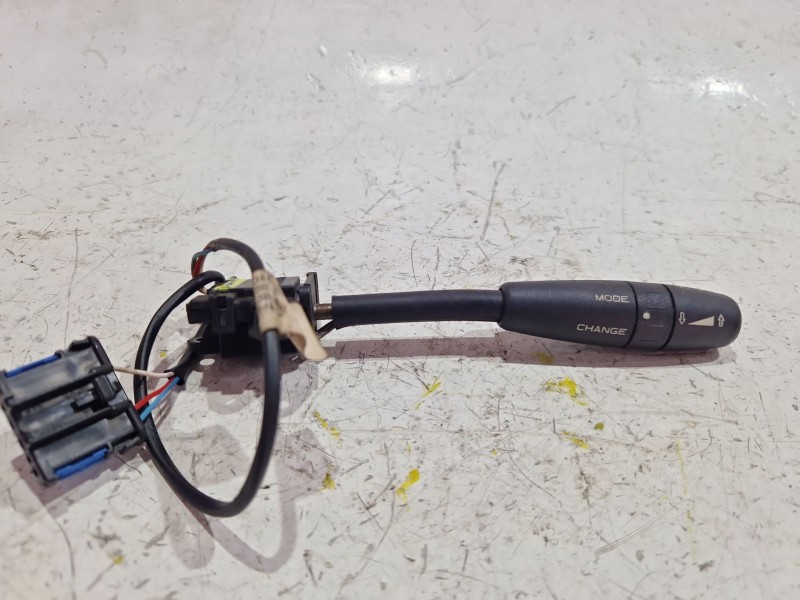 Recambio de mando radio para peugeot 206 (1998) 1.9 d referencia OEM IAM   