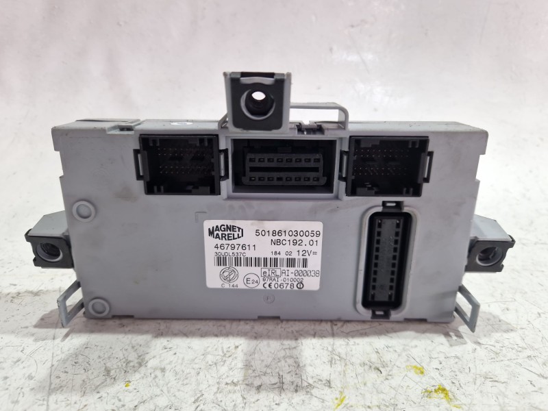 Recambio de modulo electronico para fiat stilo (192_) 1.9 jtd (192_xe1a) referencia OEM IAM 501861030059  