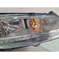 Recambio de faro delantero derecho para ford fiesta vi (cb1, ccn) 1.25 referencia OEM IAM 77RHCRRLA  