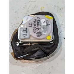 Recambio de cinturon seguridad trasero derecho para citroën c4 picasso (2007) 1.6 hdi referencia OEM IAM 9654437877  