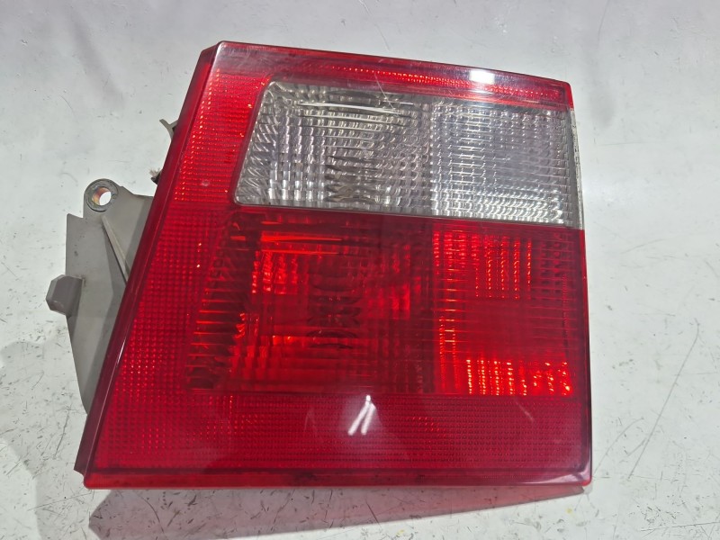 Recambio de piloto trasero derecho para saab 9-5 berlina (06.2001) 2.2 tid referencia OEM IAM 5142286R  