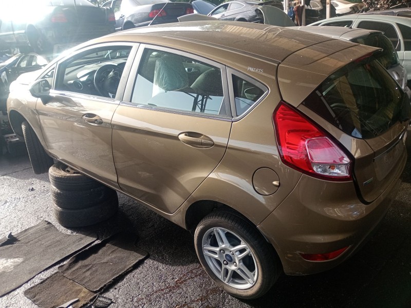 ford fiesta vi (cb1, ccn) del año 2013