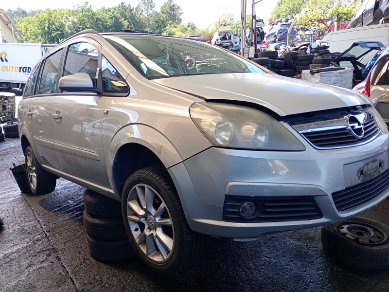 opel zafira / zafira family b (a05) del año 2005