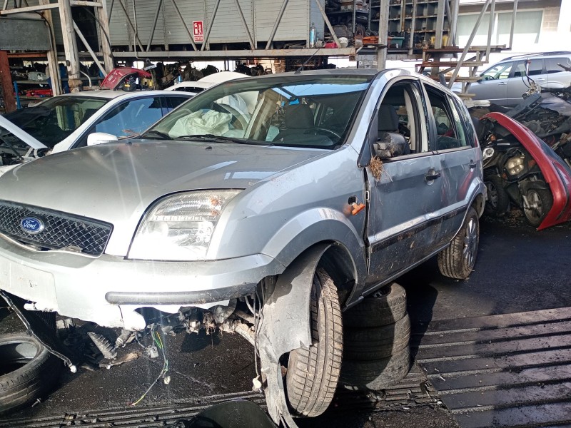 ford fusion (ju_) del año 2004