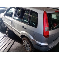 ford fusion (ju_) del año 2004