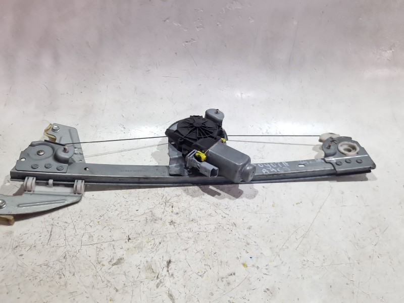 Recambio de mecanismo elevalunas delantero izquierdo para toyota aygo (_b1_) 1.0 (kgb10_) referencia OEM IAM FC685AL1  