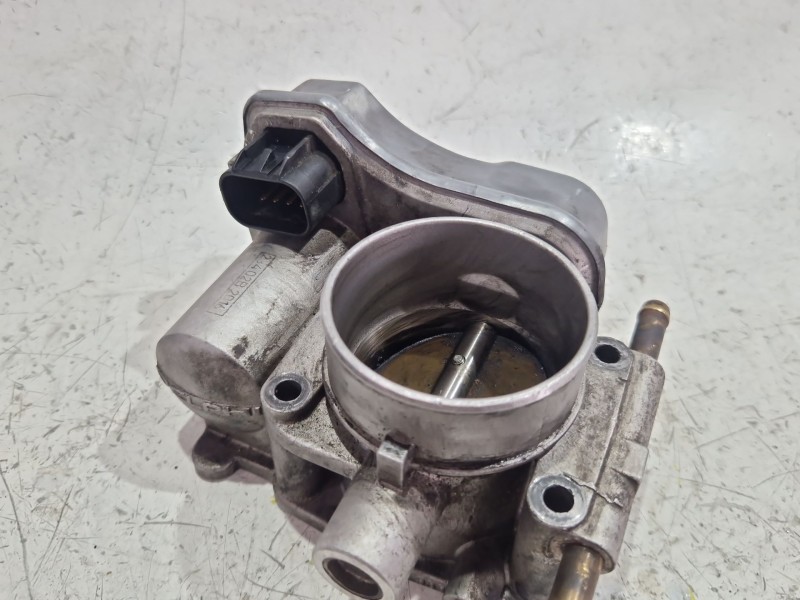 Recambio de caja mariposa para opel astra g coupe (2000) 1.6 16v referencia OEM IAM 25177983  
