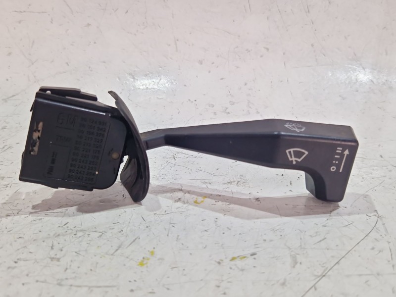 Recambio de mando limpiaparabrisas para opel kadett e (t85) 1.6 s (c19, d19) referencia OEM IAM P0M000322  