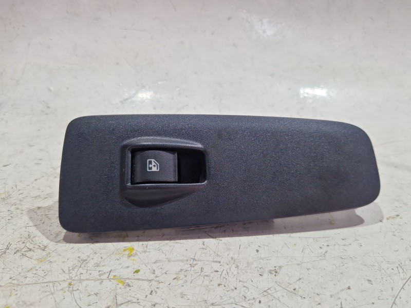 Recambio de mando elevalunas delantero derecho para fiat ducato furgoneta (250_) 130 multijet 2,3 d referencia OEM IAM 073553290