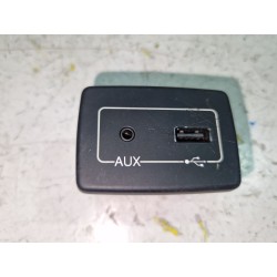 Recambio de conector usb / aux para fiat ducato furgoneta (250_) 130 multijet 2,3 d referencia OEM IAM TECVOXD532  