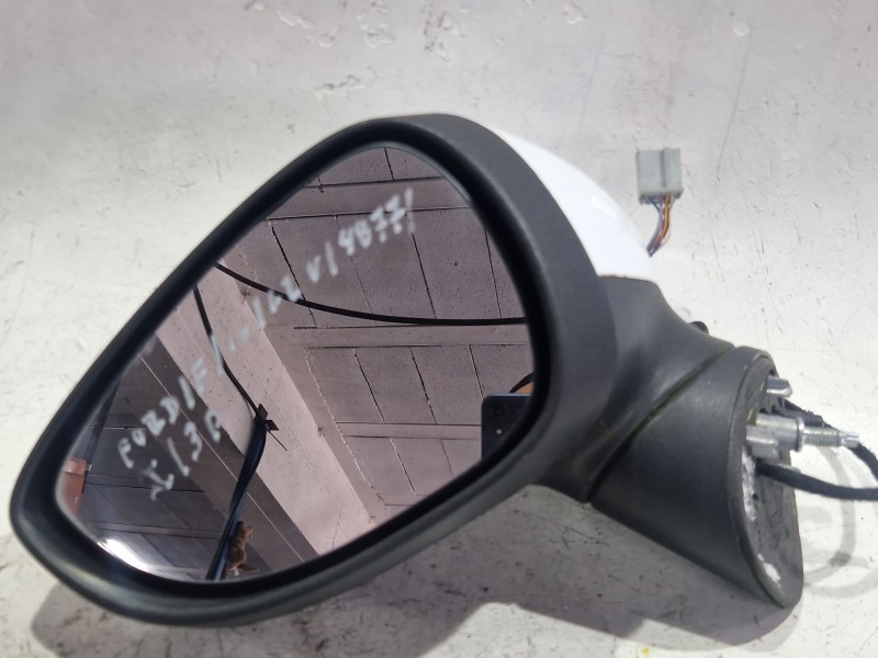 Recambio de retrovisor izquierdo para ford fiesta vi (cb1, ccn) 1.25 referencia OEM IAM LH4202012  