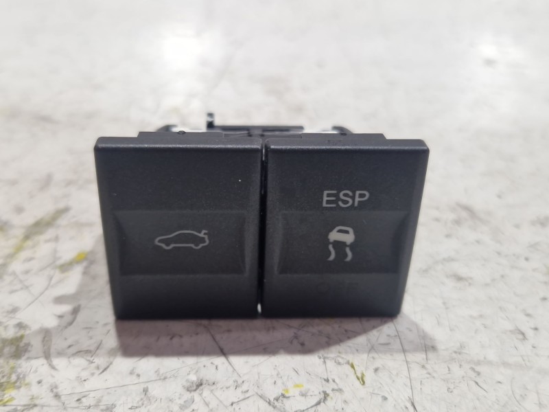 Recambio de boton esp para ford mondeo iii (b5y) 2.0 tdci referencia OEM IAM D3L0A  