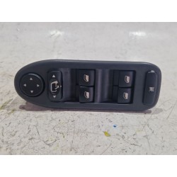 MANDO ELEVALUNAS DELANTERO IZQUIERDO 532697001 
