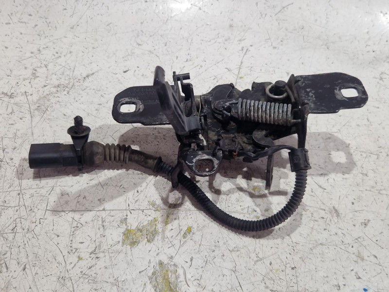 Recambio de cerradura capot para seat toledo ii (1m2) 1.9 tdi referencia OEM IAM 1M0823503  
