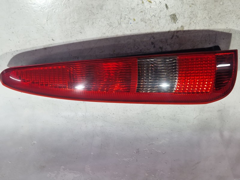 Recambio de piloto trasero izquierdo para ford fusion (ju_) 1.4 tdci referencia OEM IAM 2S6113N004AD  