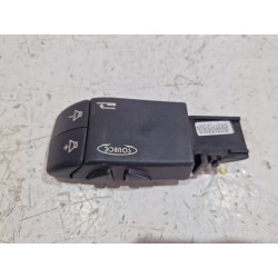 Recambio de mando volante para renault clio ii fase i (b/cb0)(1998) 1.1 75 cv referencia OEM IAM 8200058695  