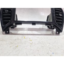 Recambio de aireador central para nissan juke (f15) 1.5 dci referencia OEM IAM 687501kE0A  