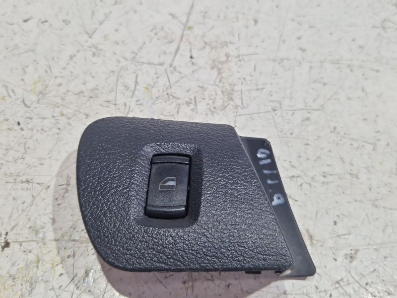 Recambio de mando elevalunas delantero derecho para skoda octavia i (1u2) 1.9 tdi referencia OEM IAM 48834  