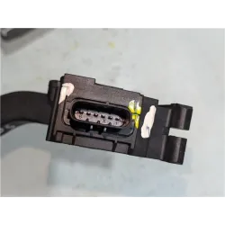 POTENCIOMETRO PEDAL GAS 2Q1723503 