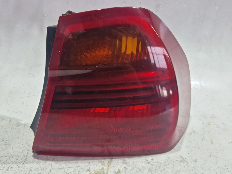 Recambio de piloto trasero derecho para bmw 3 (e90) 320 i referencia OEM IAM 6937858  