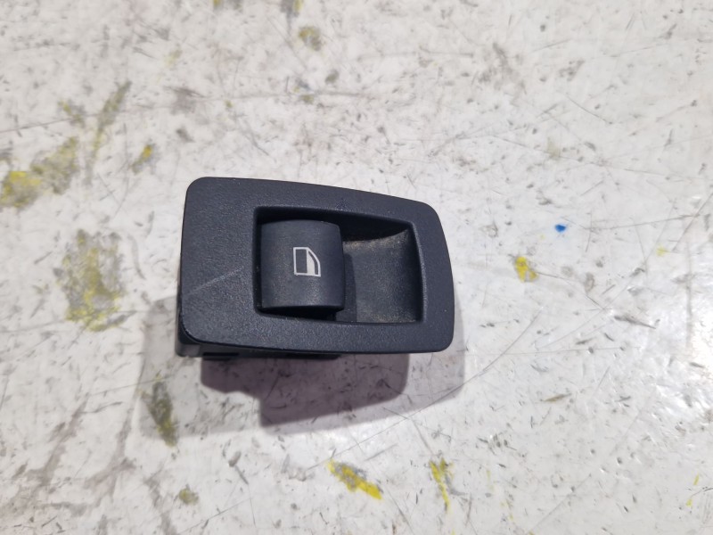 Recambio de mando elevalunas trasero derecho para bmw 3 (e90) 320 i referencia OEM IAM 6945874  