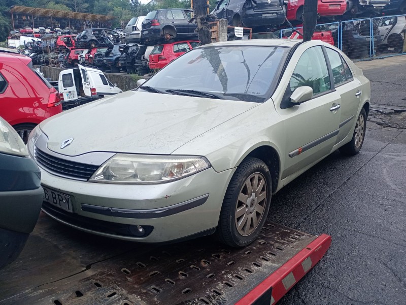 renault laguna ii (bg0)(2001) del año 2001