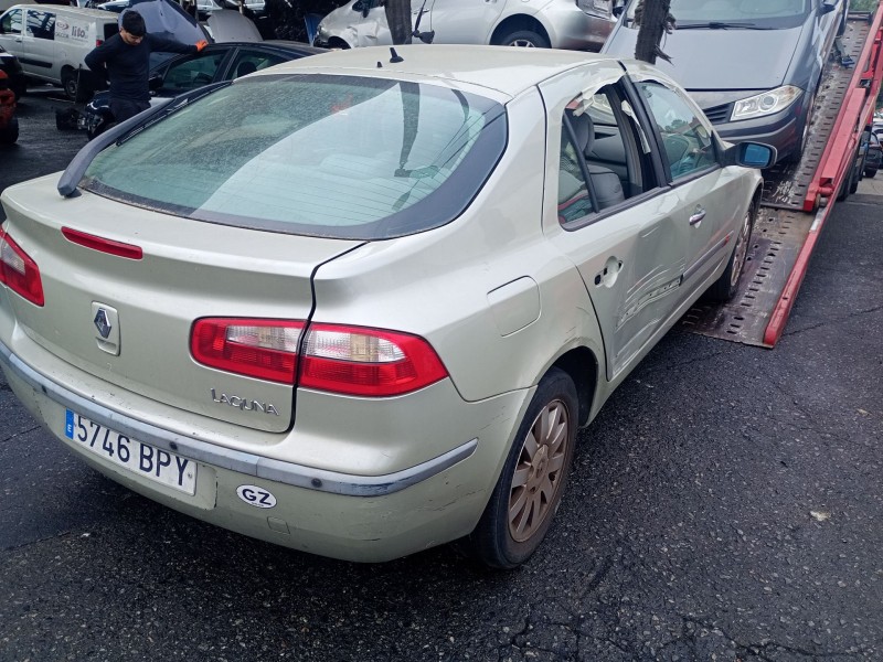 renault laguna ii (bg0)(2001) del año 2001