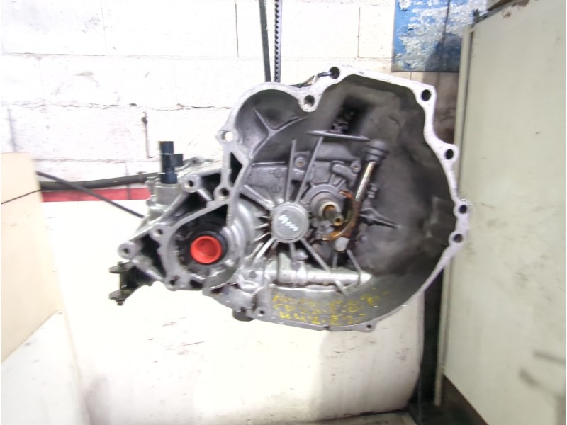 Recambio de caja cambios manual para nissan primera (p10) 2.0 d referencia OEM IAM 2J6  