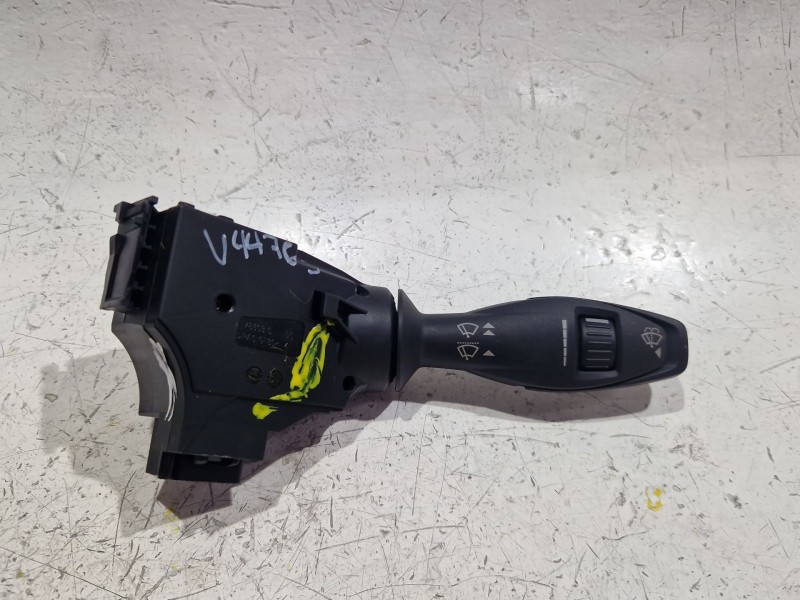 Recambio de mando limpiaparabrisas para ford fiesta vi 1.4 tdci referencia OEM IAM 8A6T17A553AC  