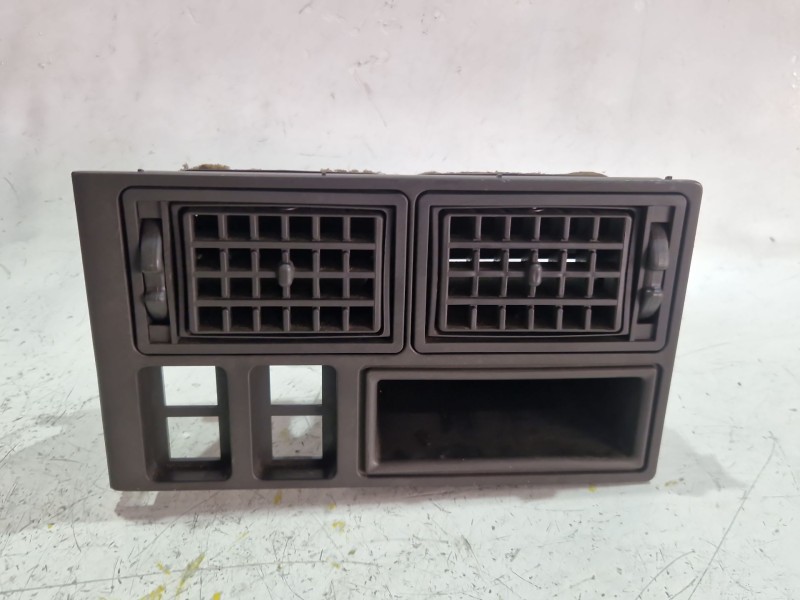 Recambio de aireador central para skoda favorit (781) 1.3 135l (781) referencia OEM IAM 451044  