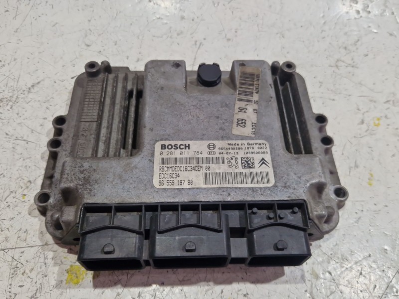 Recambio de centralita inyeccion para peugeot 206 (1998) 1.4 hdi eco 70 referencia OEM IAM 0281011784  