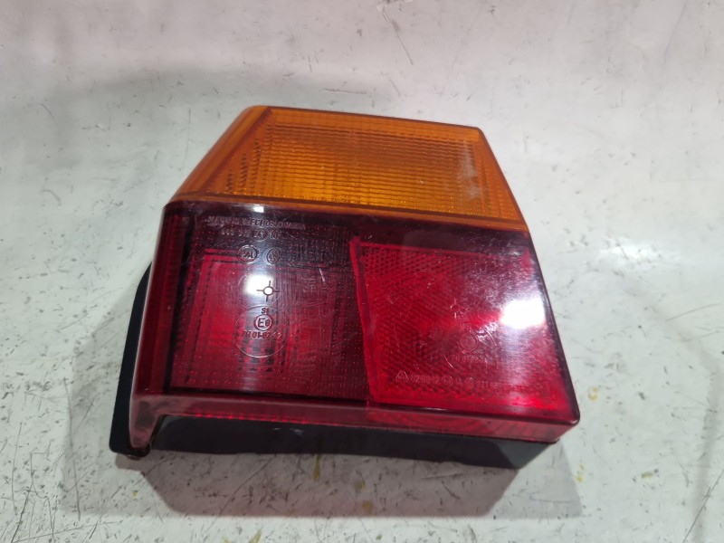 Recambio de piloto trasero izquierdo para skoda favorit (781) 1.3 135l (781) referencia OEM IAM 321851015361  