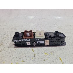 Recambio de mando elevalunas delantero izquierdo para dacia duster i (2010) 1.5 dci referencia OEM IAM 80917924R  