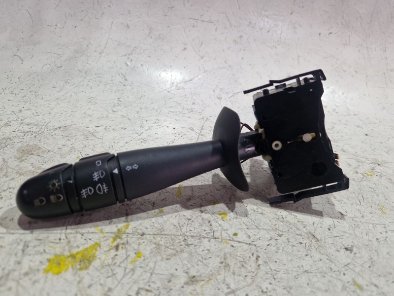 Recambio de mando intermitentes para renault laguna ii (bg0)(2001) 1.9 dci (bg0g) referencia OEM IAM 31K1CCH3  