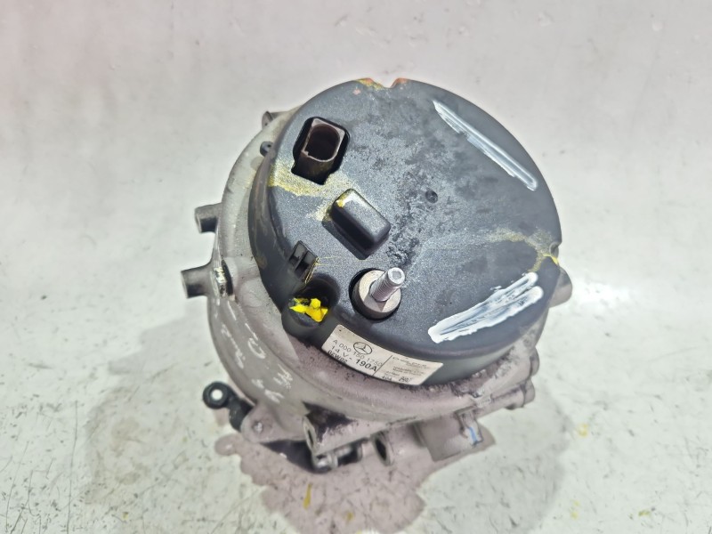 Recambio de alternador para mercedes-benz clase c (w203) c 200 cdi (203.004) referencia OEM IAM A0001501750  