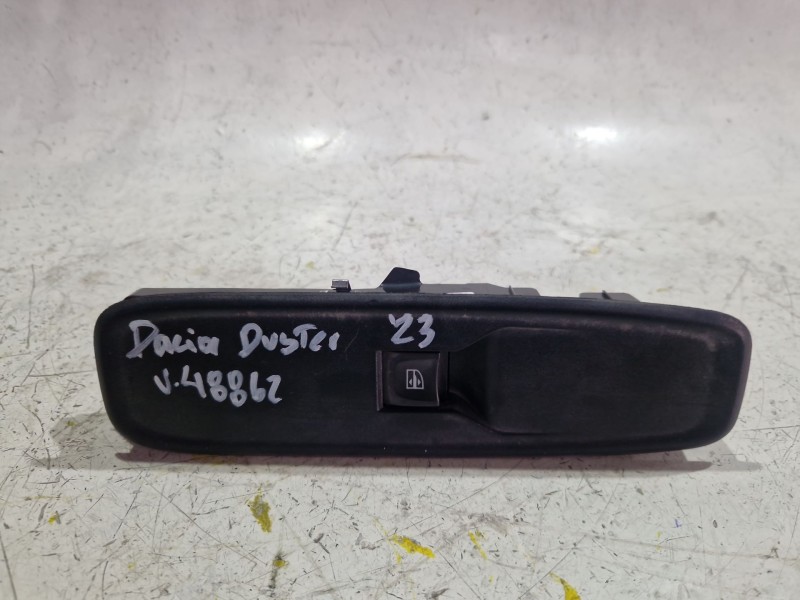 Recambio de mando elevalunas delantero derecho para opel astra g station wagon (t98) 1.7 td (f35) referencia OEM IAM 809608677R 