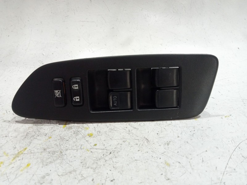 Recambio de mando elevalunas delantero izquierdo para toyota auris (_e15_) 1.4 d-4d (nde150_) referencia OEM IAM 7423202550  