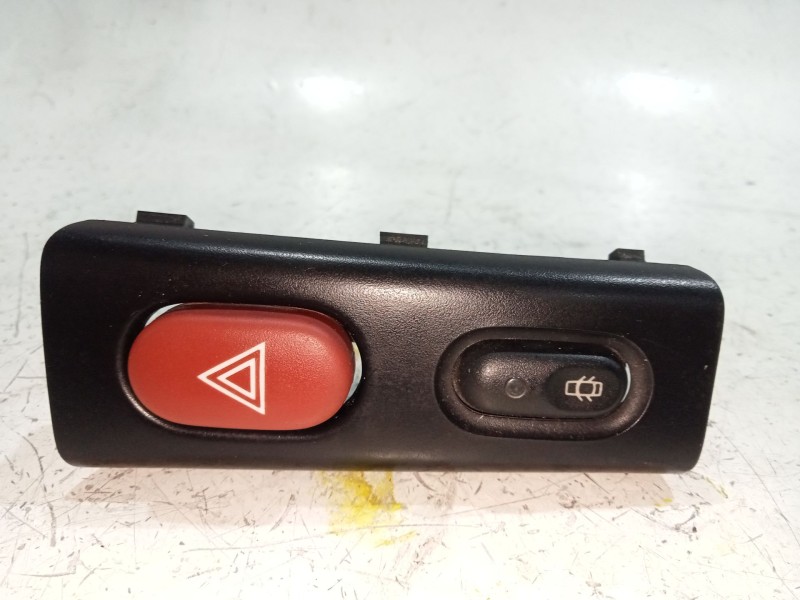 Recambio de botonera emergencia para renault laguna i (b56_, 556_) 2.2 d (b56f/2) referencia OEM IAM 1896  
