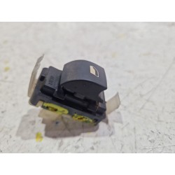 Recambio de mando elevalunas delantero derecho para citroën c5 iii (rd_) 1.6 hdi 110 referencia OEM IAM 13820  