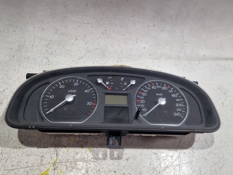 Recambio de cuadro completo para renault laguna ii (bg0)(2001) 1.9 dci (bg0g) referencia OEM IAM 8200170314  