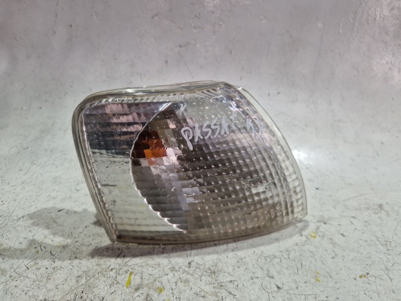 Recambio de piloto delantero derecho para volkswagen passat berlina (3b2)(1996) 1.9 tdi referencia OEM IAM 989900  