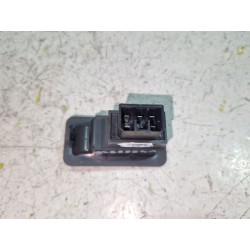 Recambio de mando elevalunas delantero derecho para mitsubishi pajero 2.8 d 125cv referencia OEM IAM MB781916  