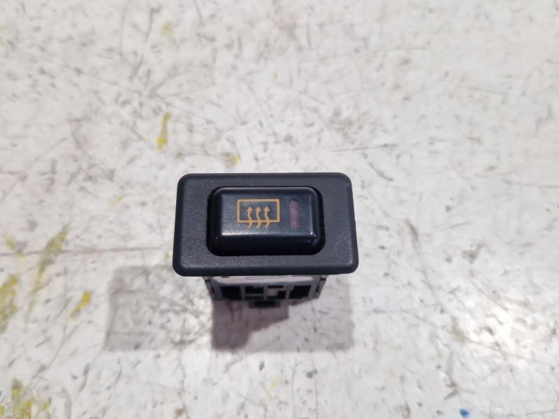 Recambio de boton luneta termica para mitsubishi pajero 2.8 d 125cv referencia OEM IAM   
