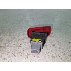 Recambio de botonera emergencia para toyota auris (_e15_) 1.4 d-4d (nde150_) referencia OEM IAM 8433202131  