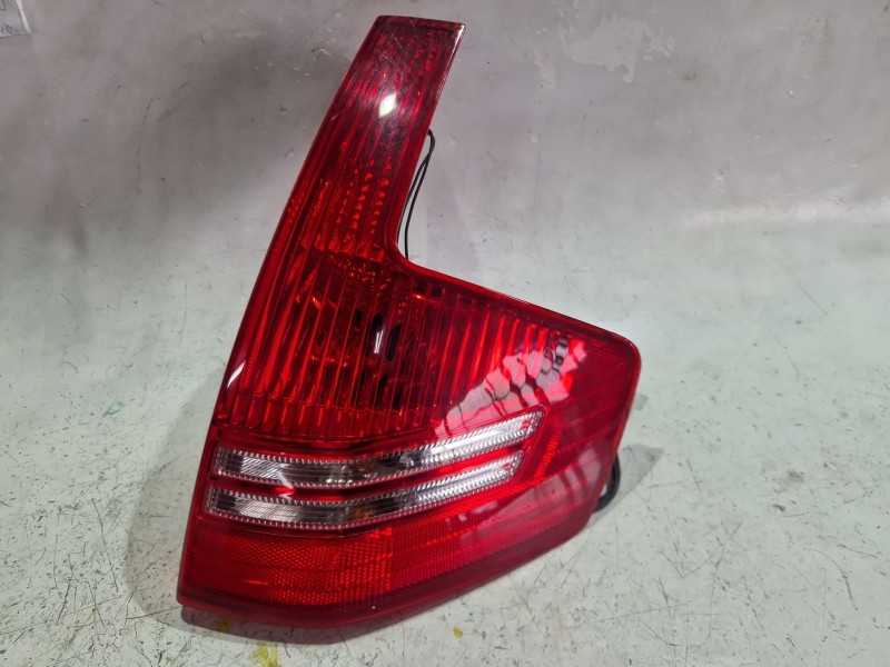 Recambio de piloto trasero derecho para citroën c4 i (lc_) 1.4 16v referencia OEM IAM 965586398001  