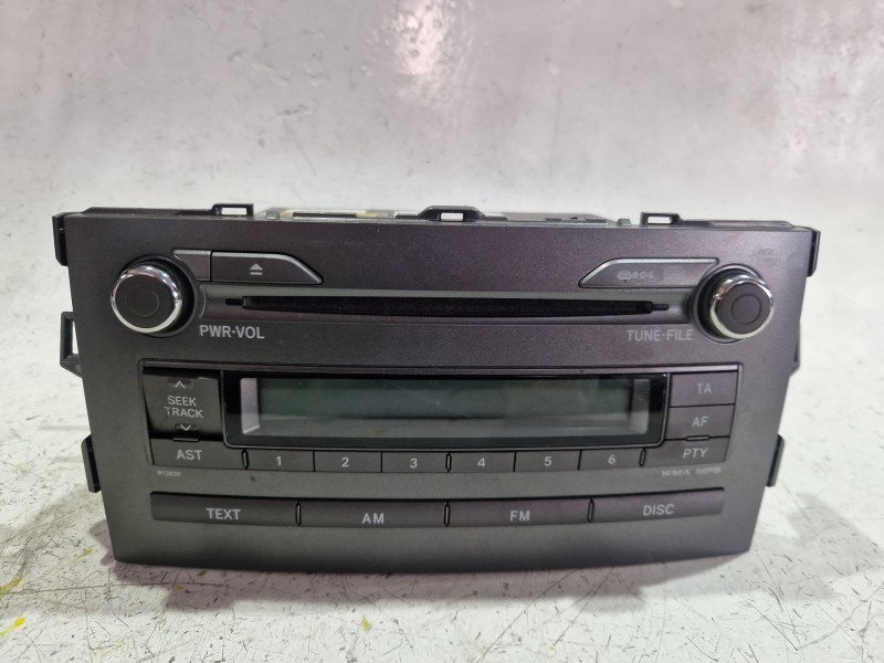 Recambio de sistema audio / radio cd para toyota auris (_e15_) 1.4 d-4d (nde150_) referencia OEM IAM 8612002521  
