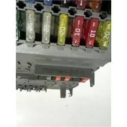 Recambio de caja fusibles/rele para renault laguna ii (bg0)(2001) 1.9 dci (bg0g) referencia OEM IAM 7703297843A  