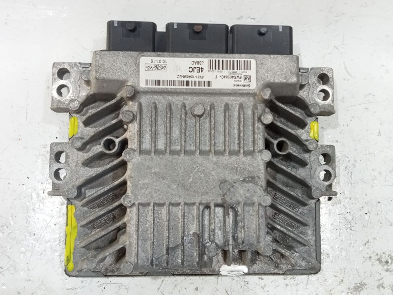 Recambio de centralita inyeccion para ford fiesta vi 1.4 tdci referencia OEM IAM 8V2112A650EC  