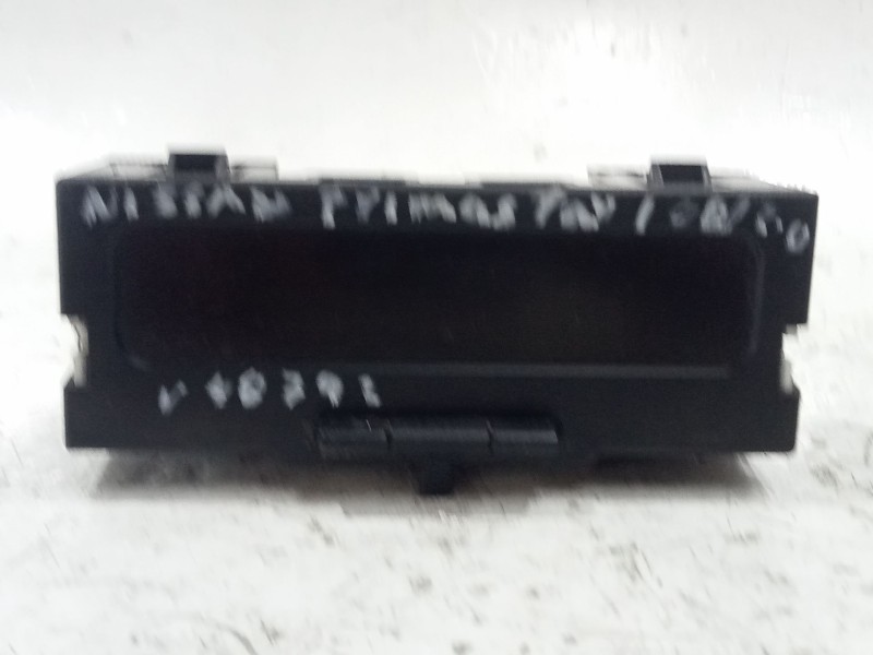 Recambio de pantalla multifuncion para nissan primastar furgoneta (x83) 2.0 dci 90 referencia OEM IAM 8200584888A  