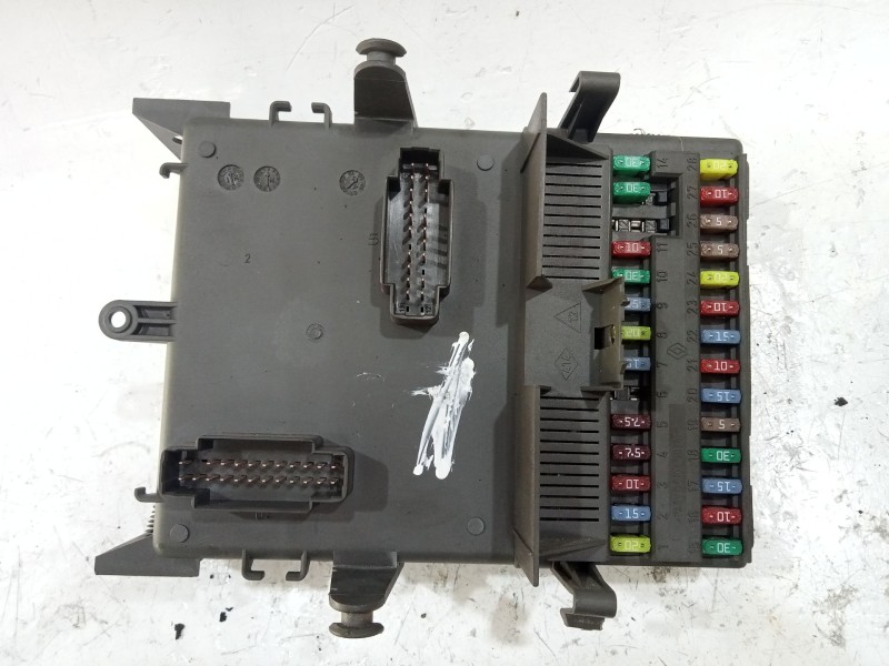 Recambio de caja reles / fusibles para renault laguna ii (bg0)(2001) 1.9 dci (bg0g) referencia OEM IAM 8200371619  